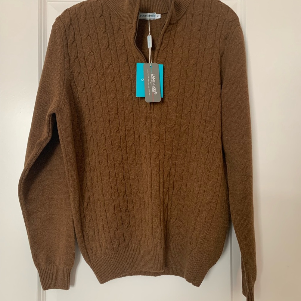 NWT Women’s Green Lamb Oak Cable Knit 1/2 Zip Pullover Sweater. Size Medium.